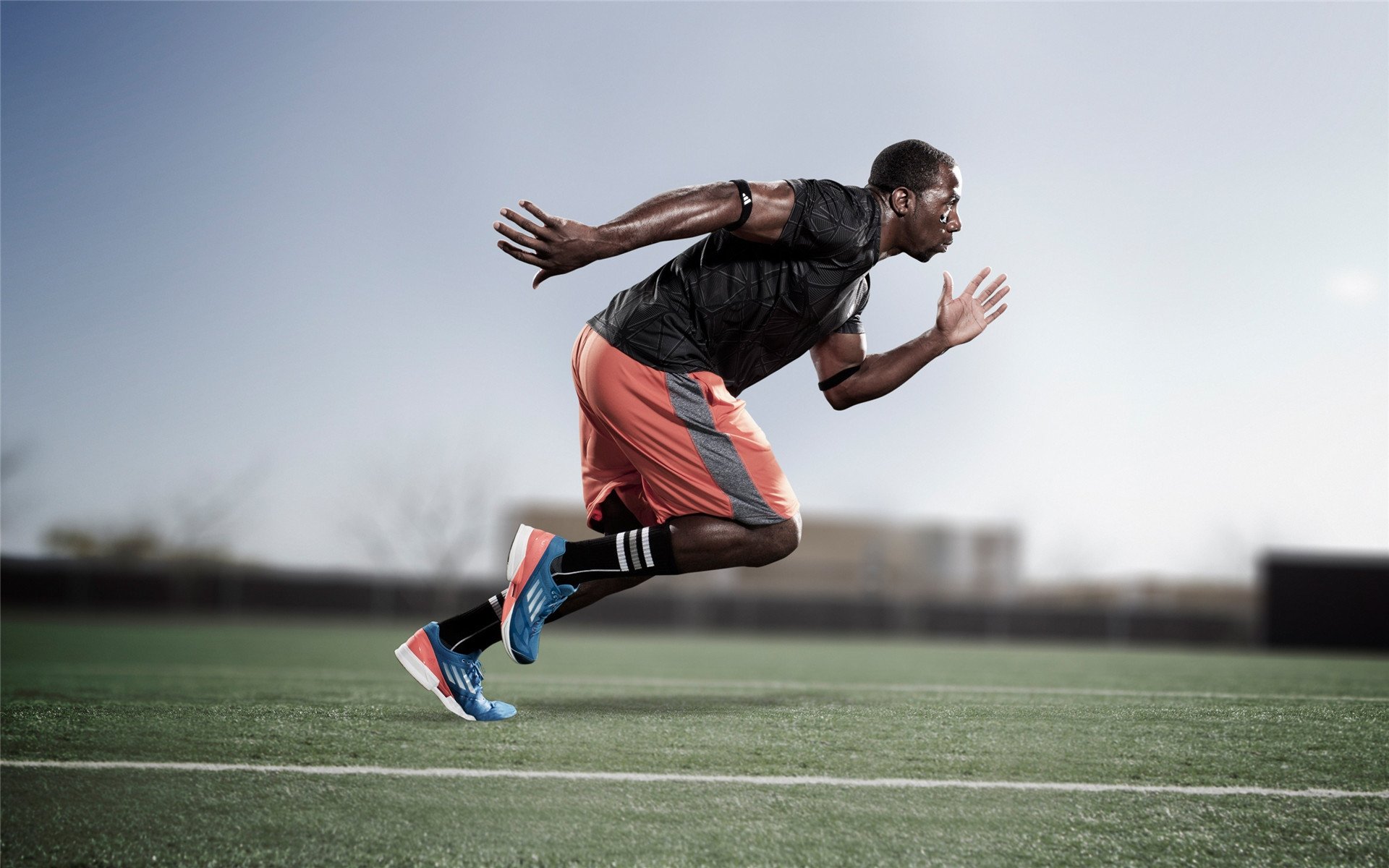 英超争冠焦点战,太阳稳稳拿下76人,当足球与篮球的叙事在命运中交汇