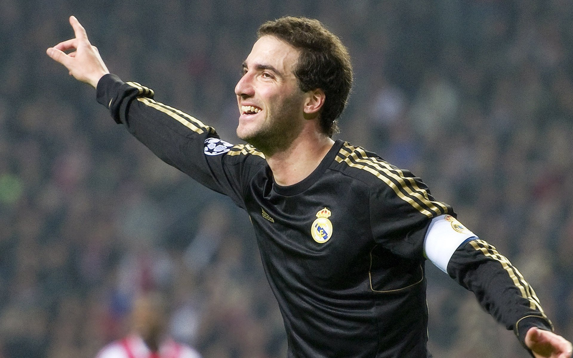 法比尼奥的战术罗盘,当瑞典精密齿轮碾碎玻利维亚高原风暴